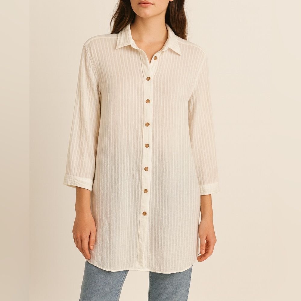 White Textured Button Front Tunic Top M Lightweight Semi-Sheer Beach Cover